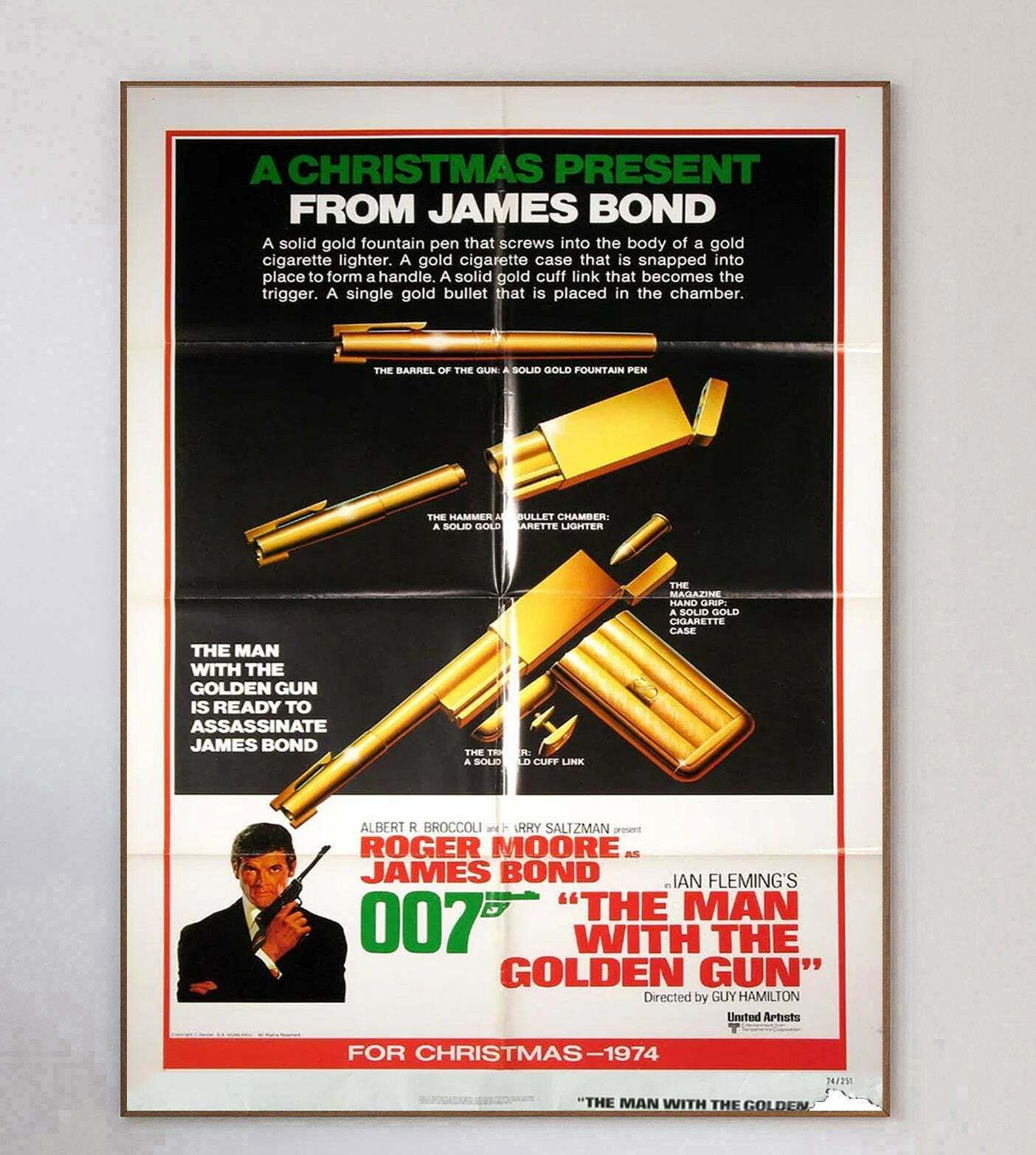 The Man With The Golden Gun , Original Vintage Poster photo 377.0