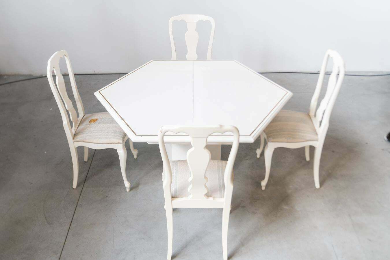 Extendable 1980s Mario Sabot Dining Table With 5 Lacquered White Chairs photo buy