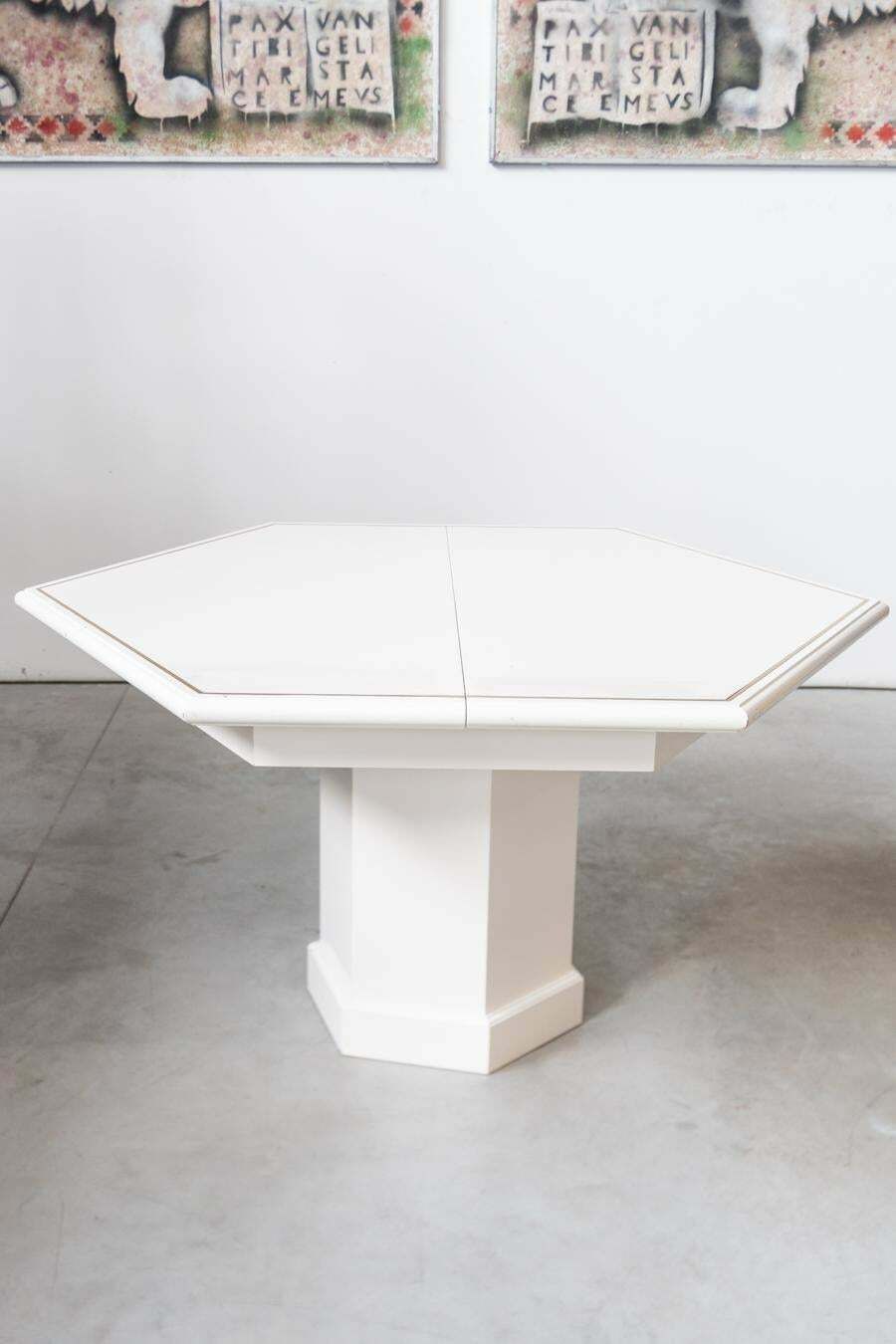 photo vinterior Extendable 1980s Mario Sabot Dining Table With 5 Lacquered White Chairs