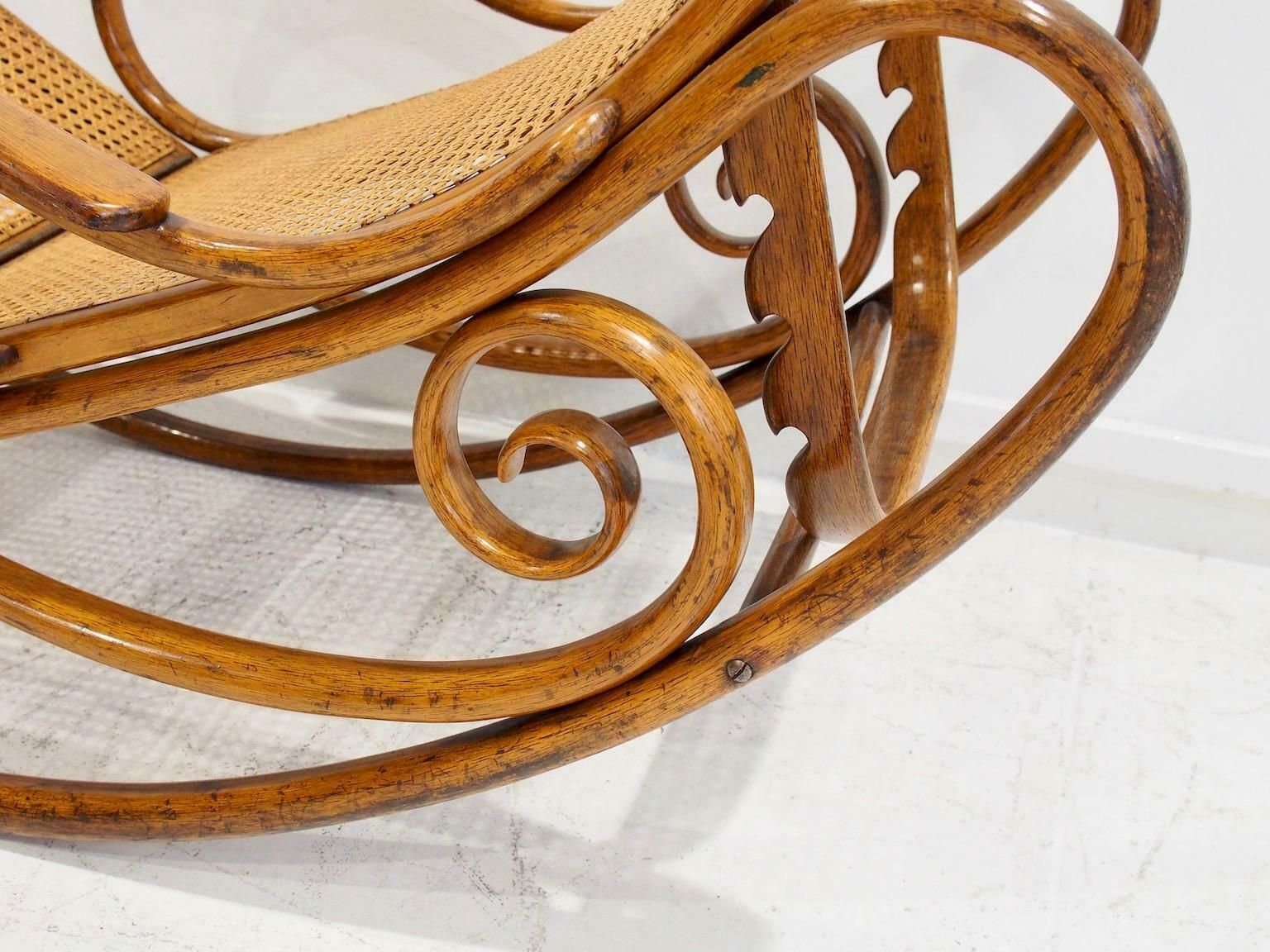 Furniture Thonet Bentwood And Rattan Rocking Chaise Model 7500 photo