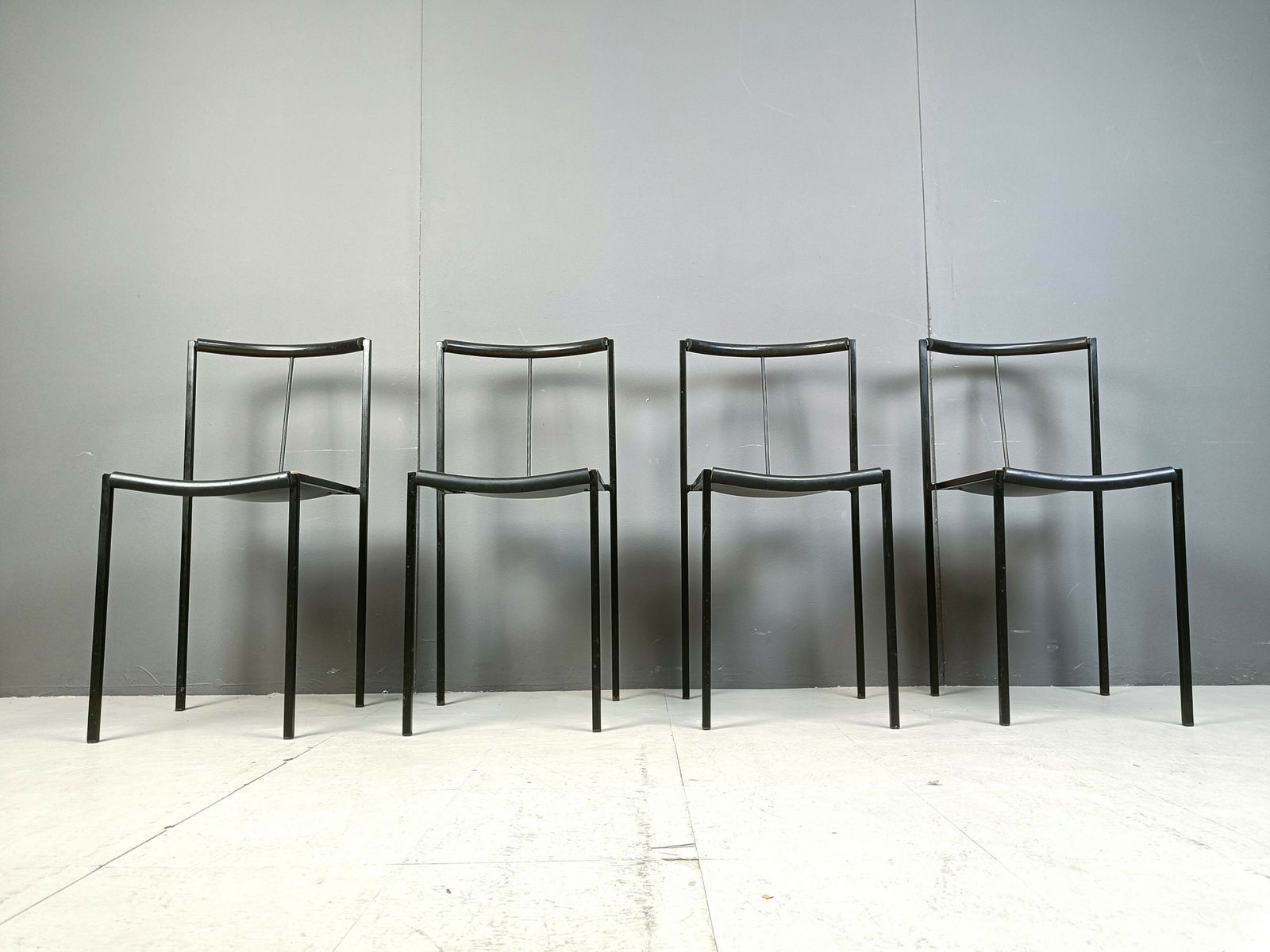photo furniture 4 Chairs By Zeus Noto Maurizio Peregalli Millepunte, 1985