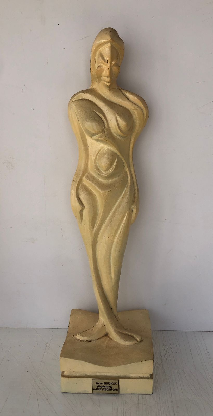 Kadin Figuru, 2011,  By Si̇nan Sençi̇çek