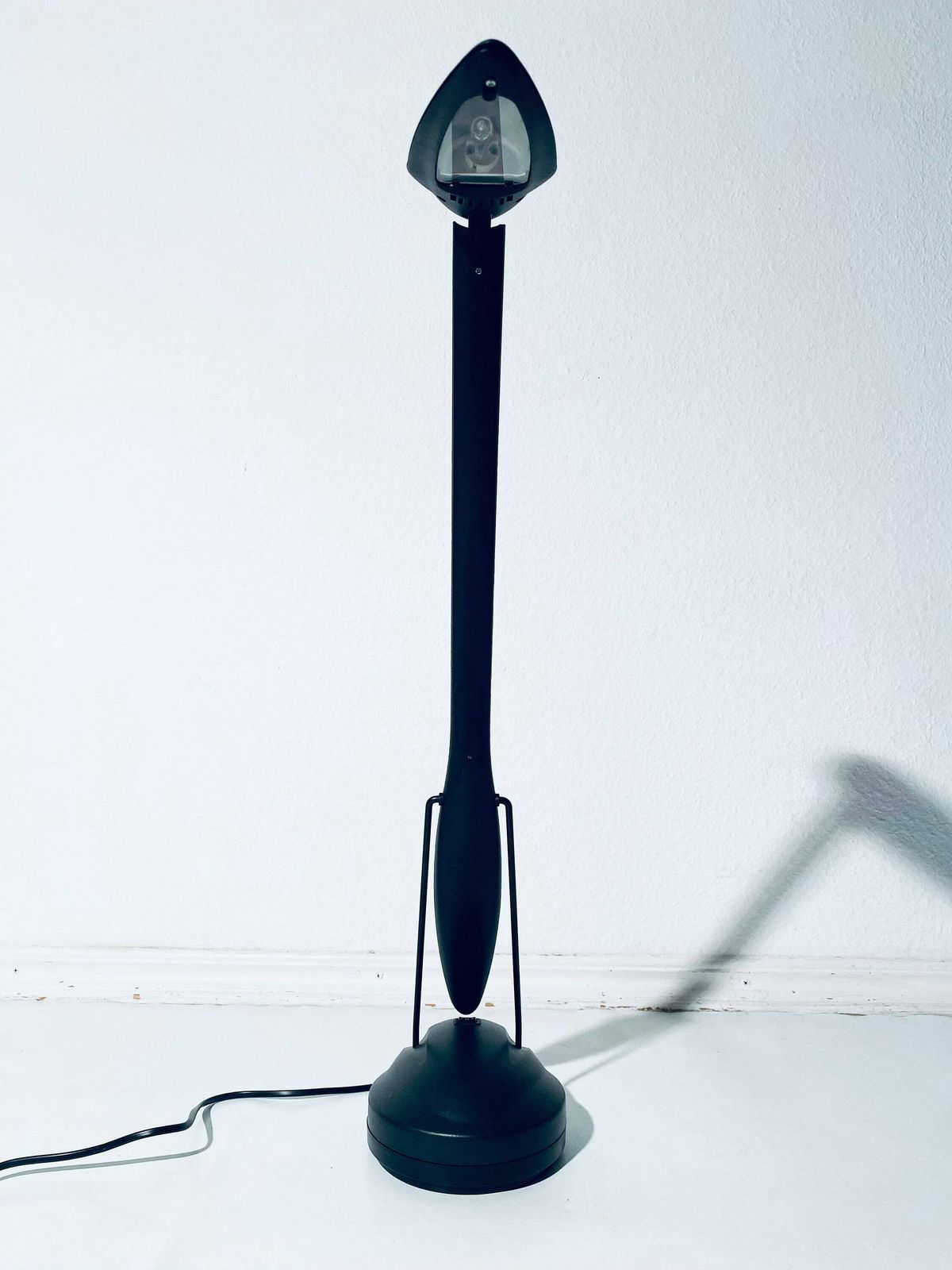 Elegant Unilux 2080 Black French Designer Table Lamp Led / 1980s Vintage Decor photo furniture