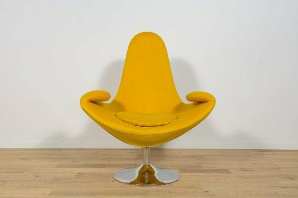 Lounge Chair With Footrest From Mayfame, Denmark, Set Of 2 photo vintage