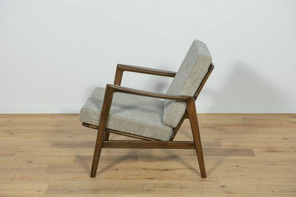 Model 300 139 Chair From Swarzędz Factory, 1960s photo 801.0