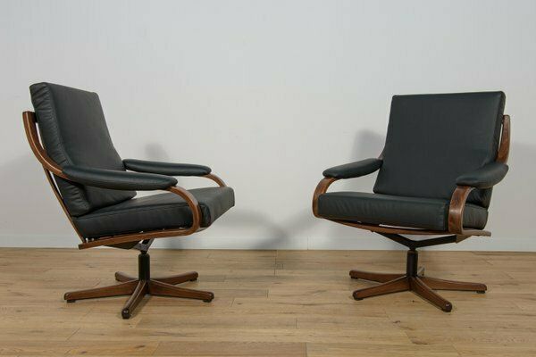 Office Armchairs From Soda Galvano, Norway, 1960s, Set Of 2 photo vinterior
