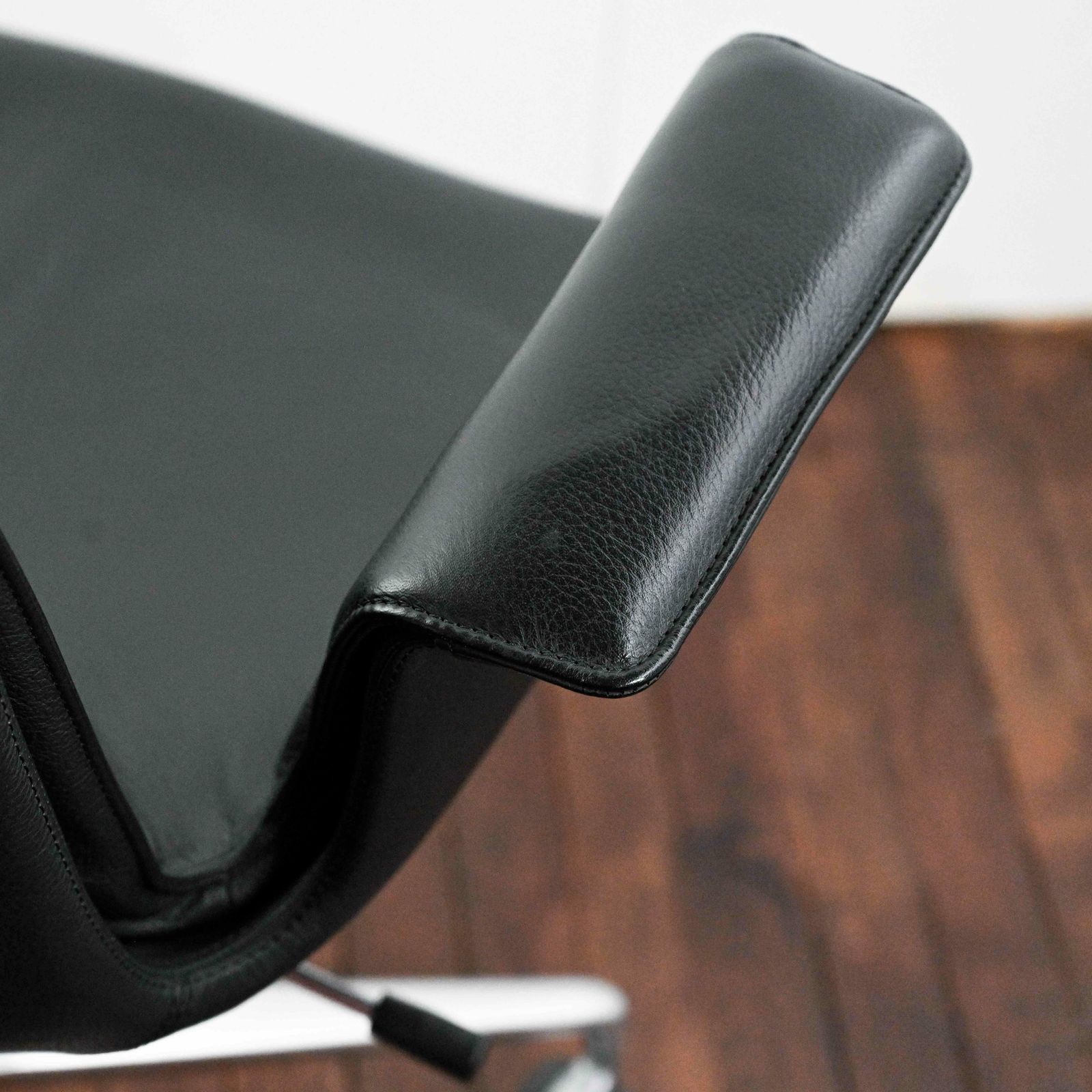 Swivel Chair Pk 6725 5r Produced By Walter Knoll photo vinterior