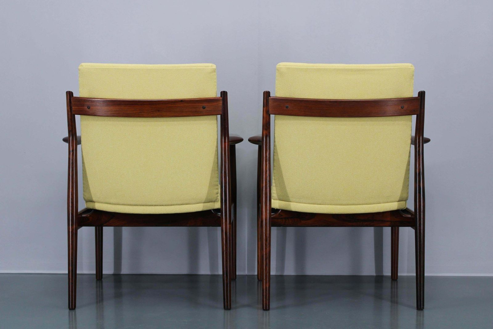 photo vintage 1960s Pair Of Arne Vodder 431 Armchairs By Sibast Mobler, Denmark