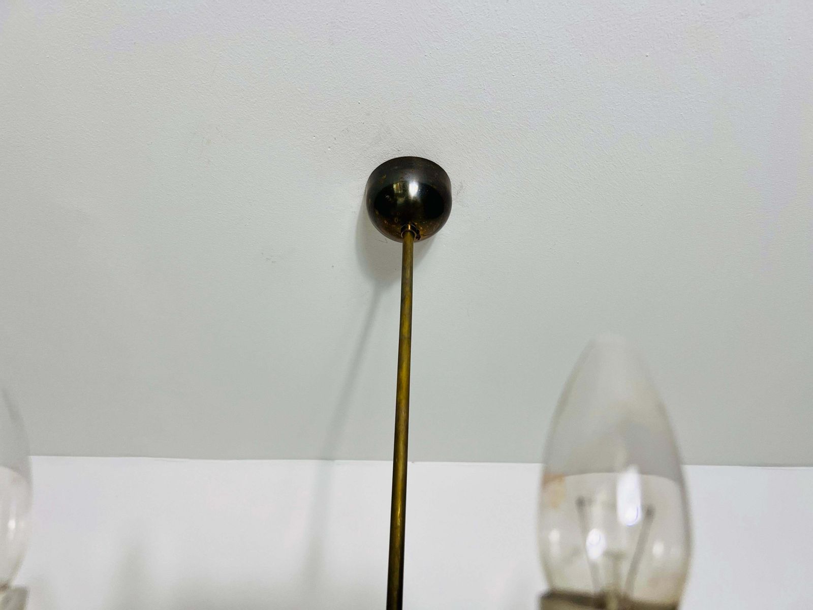 photo furniture Mid Century Brass 8 Arm Sputnik Chandelier, 1950s, Italy