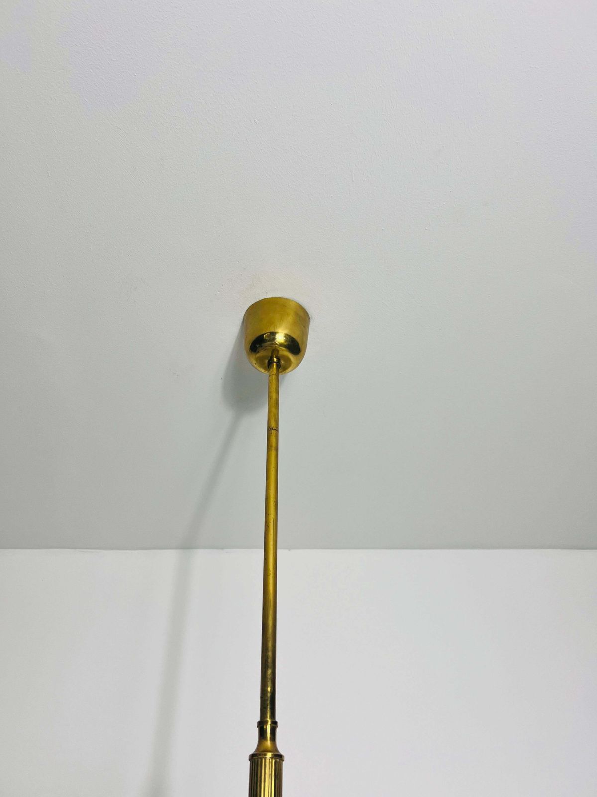 photo furniture Exceptional Mid Century Modern Brass Kaiser 4 Arm Space Age Chandelier, 1960s