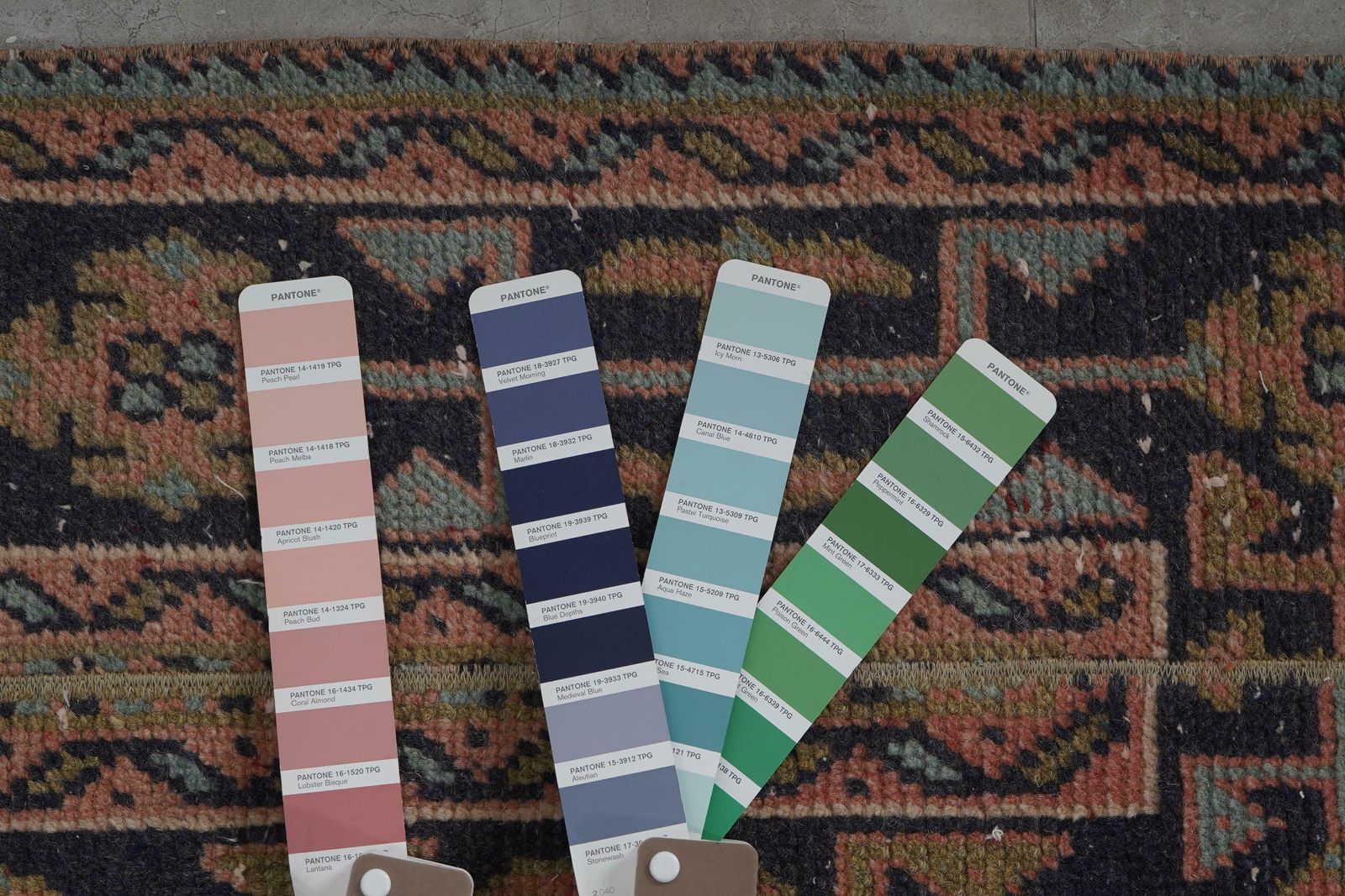 photo furniture 1960s Hand Knotted Anatolian Karapinar Runner   Stair Carpet 1'6'' X 19'8''