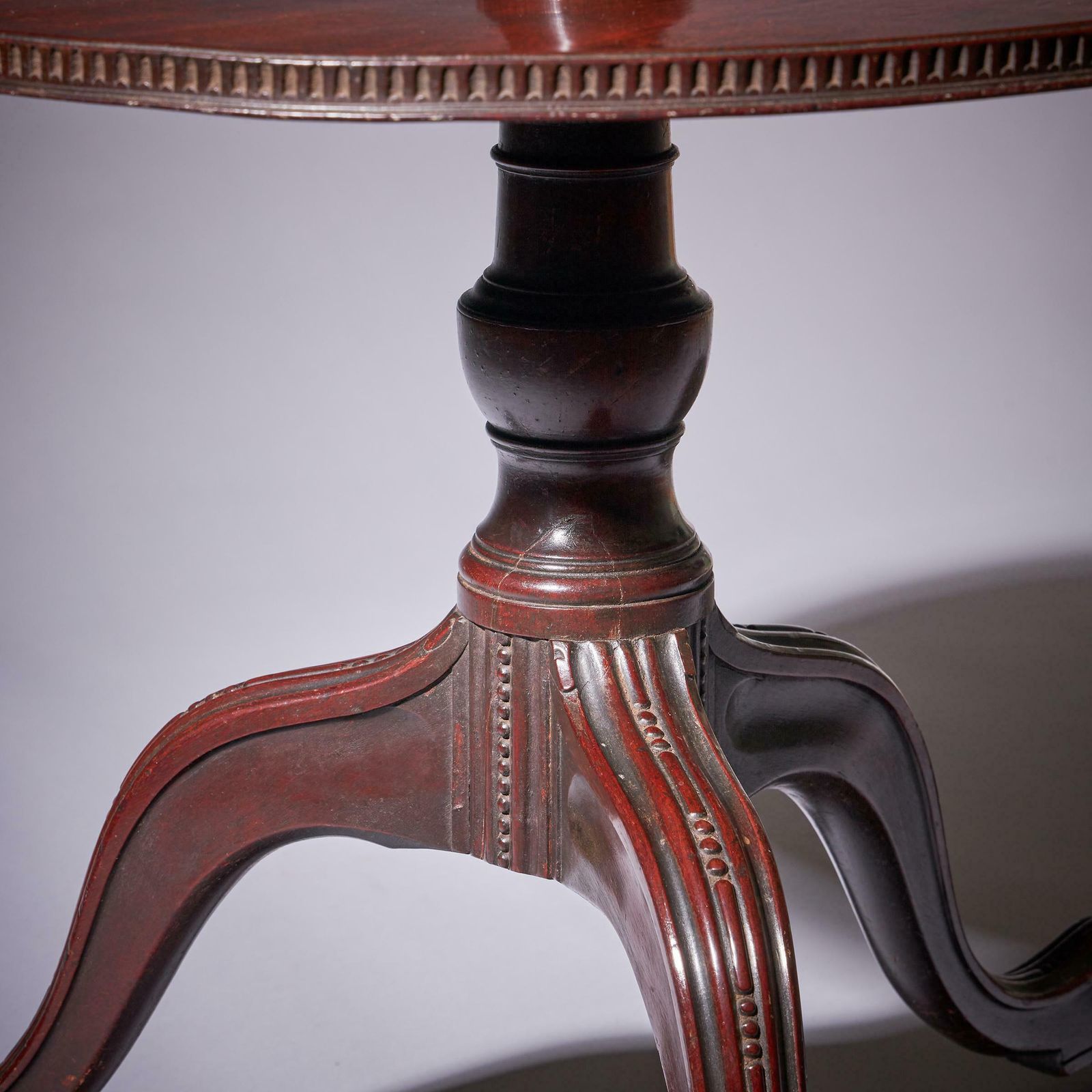 A Fine George III Chippendale Mahogany Dumb Waiter, Circa 1760 England. photo 5600.0