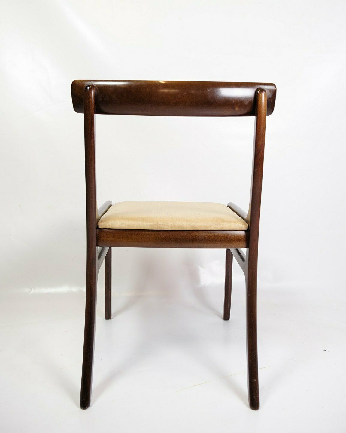 Set Of 6 Dining Chairs Model Rungstedlund In Mahogany & Upholstered In Light Fabric By Ole Wanscher For P. Jeppesen From 1960s photo buy