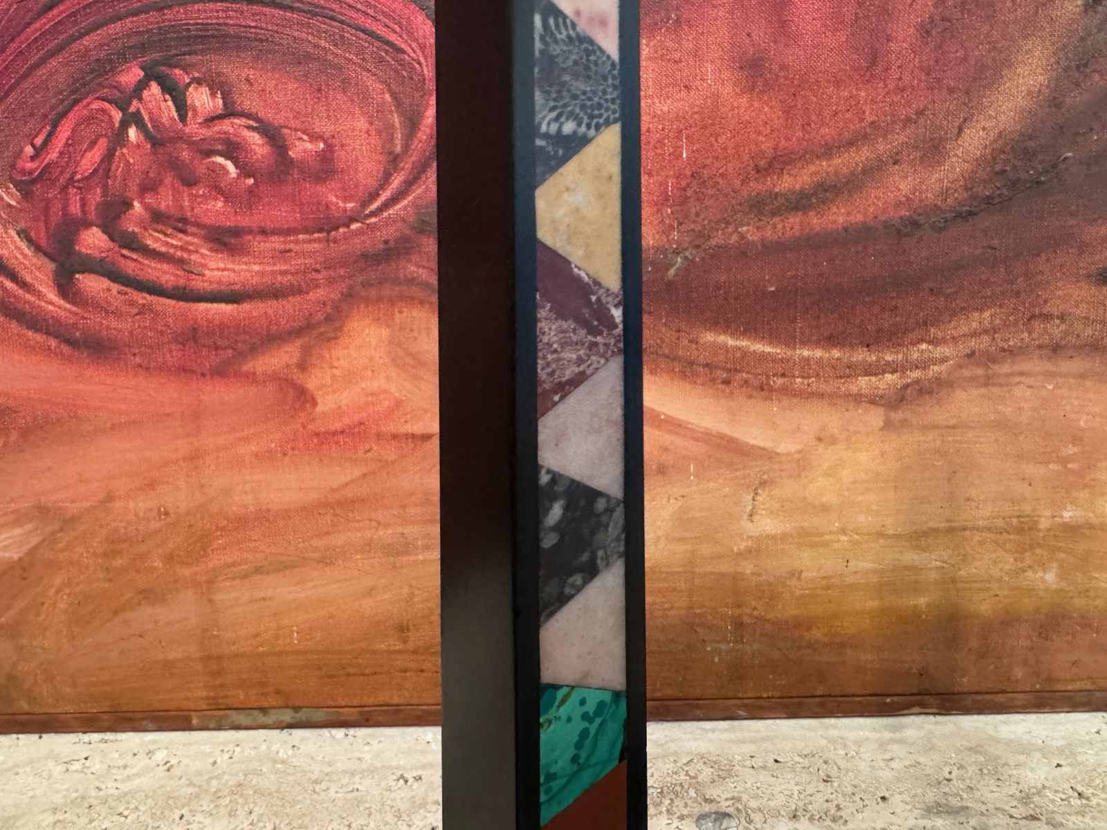 photo vintage Pair Of 19th Century Ashford Black Marble And Pietra Dura Obelisks