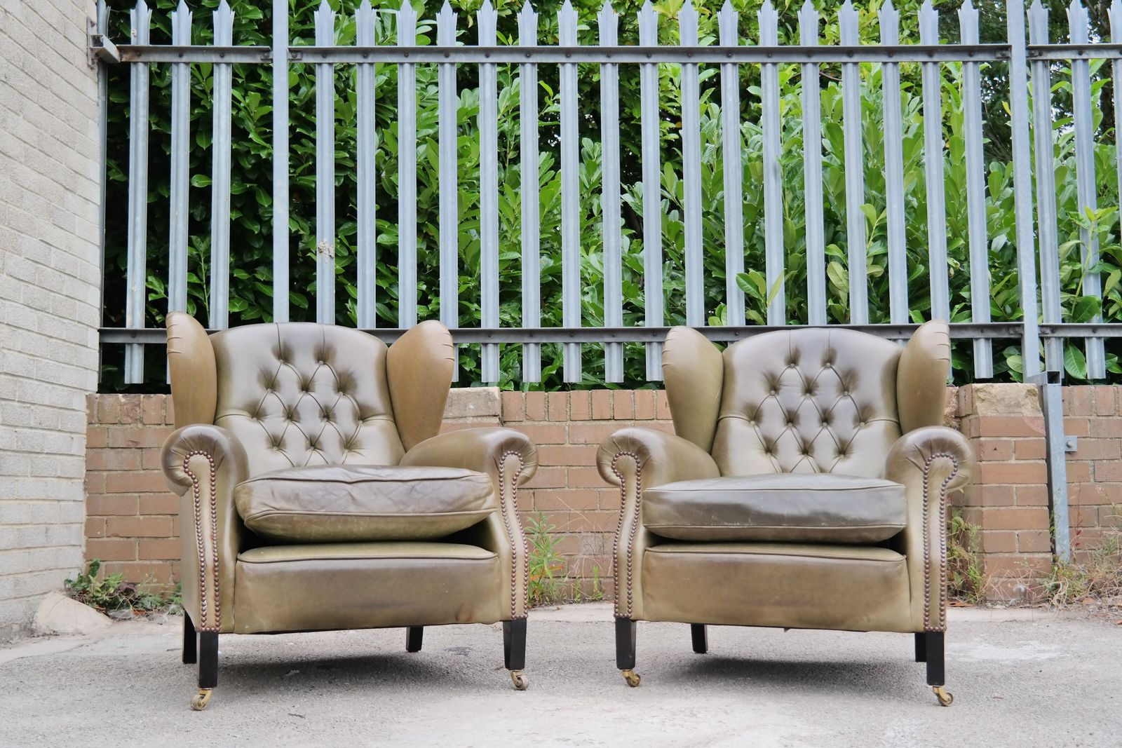 Pair George Smith Cowshead Cigar Club Leather Armchairs Olive Rrp £14000
