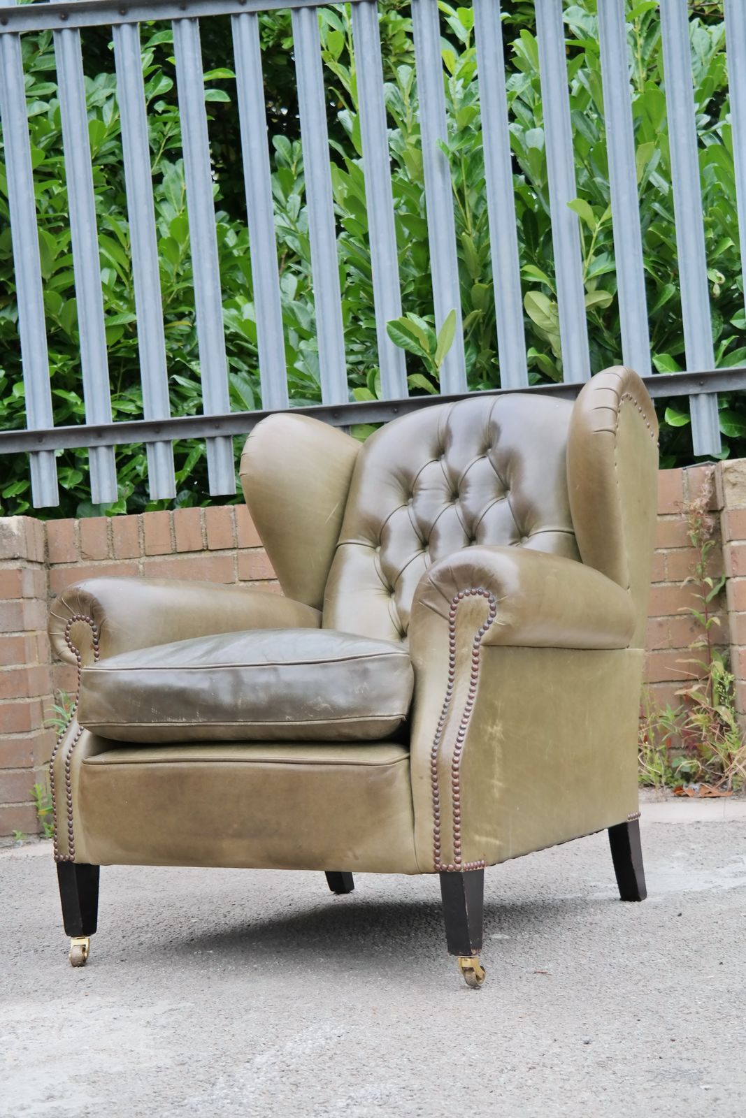 photo buy Pair George Smith Cowshead Cigar Club Leather Armchairs Olive Rrp £14000