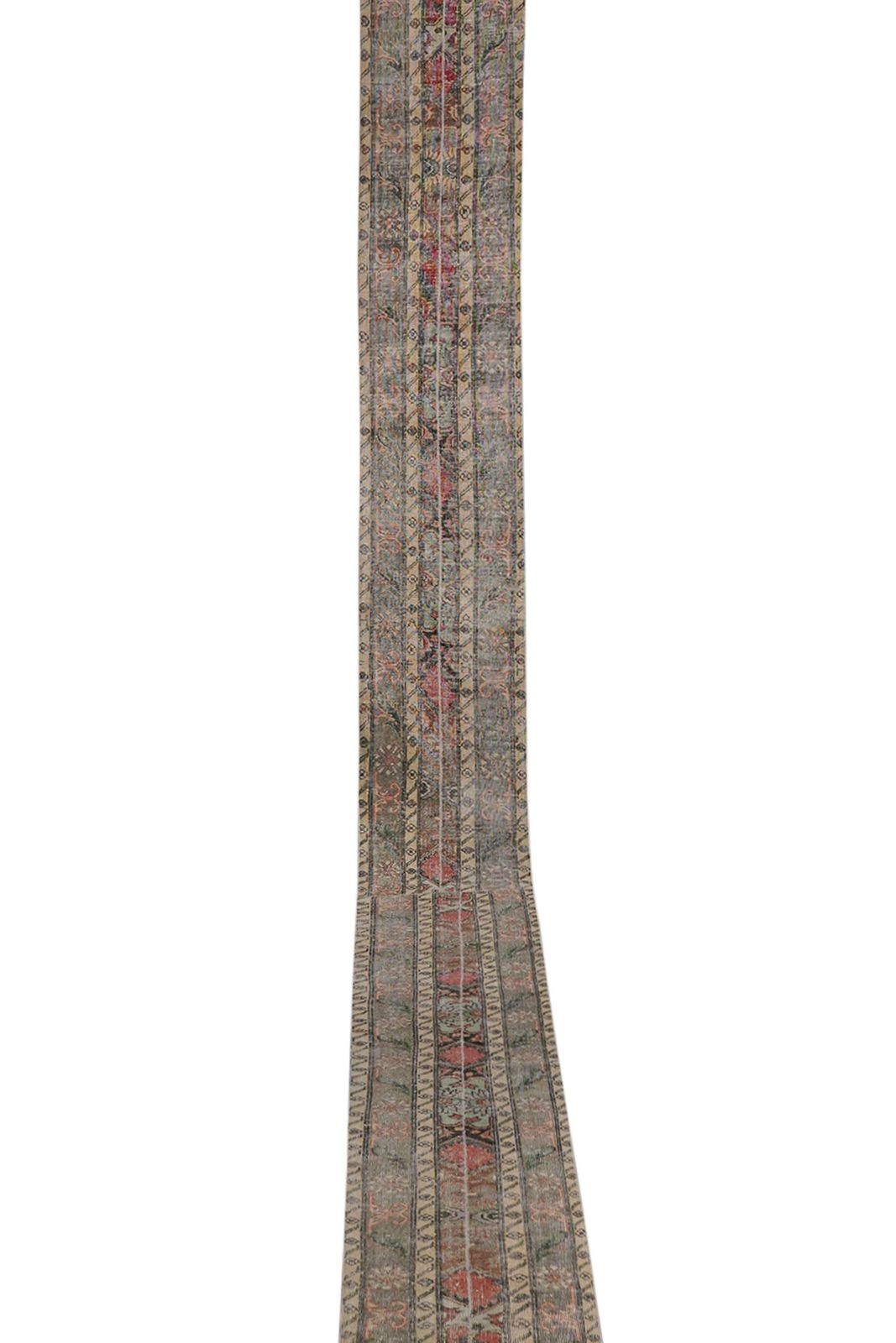 Ca. jaren 1960 extra lang vintage Turks loperkleed met gebruikssporen, trapkleed 1'7'' x 23'4''