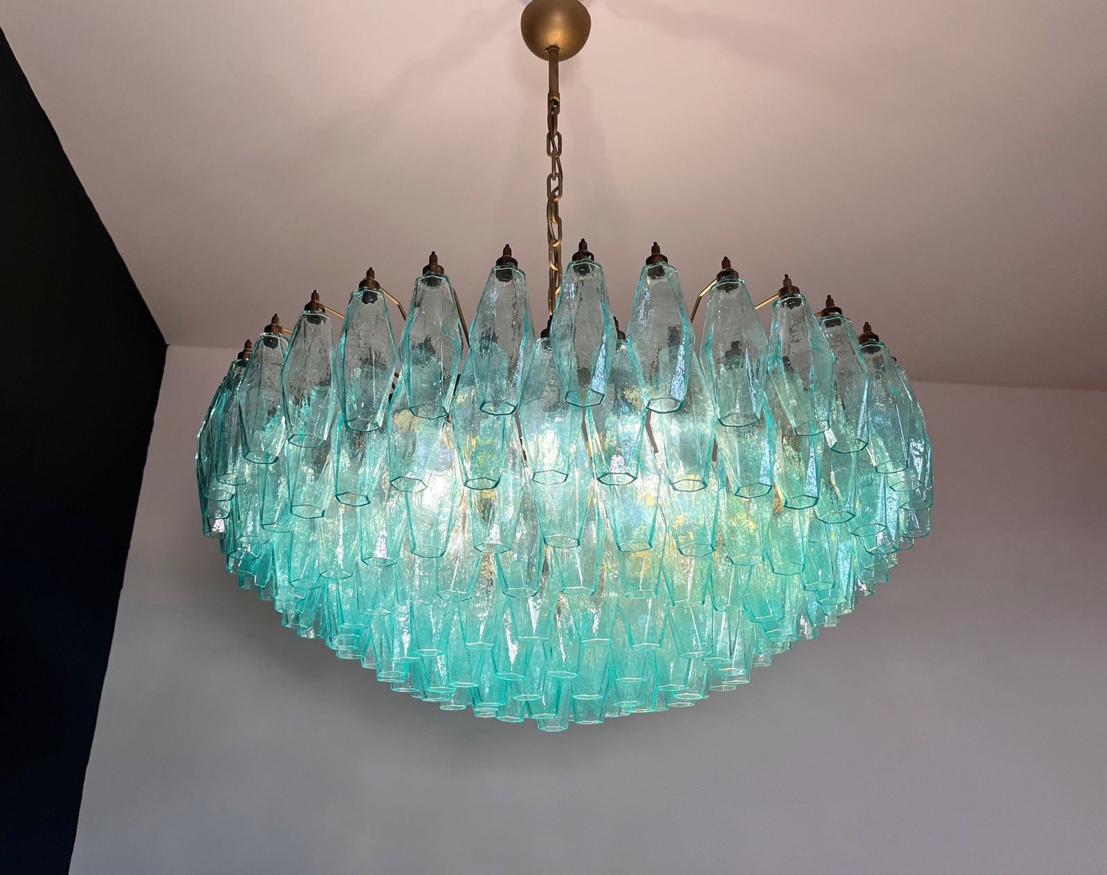 photo furniture Amazing Murano Glass Candelier   185 Turquoise Poliedri