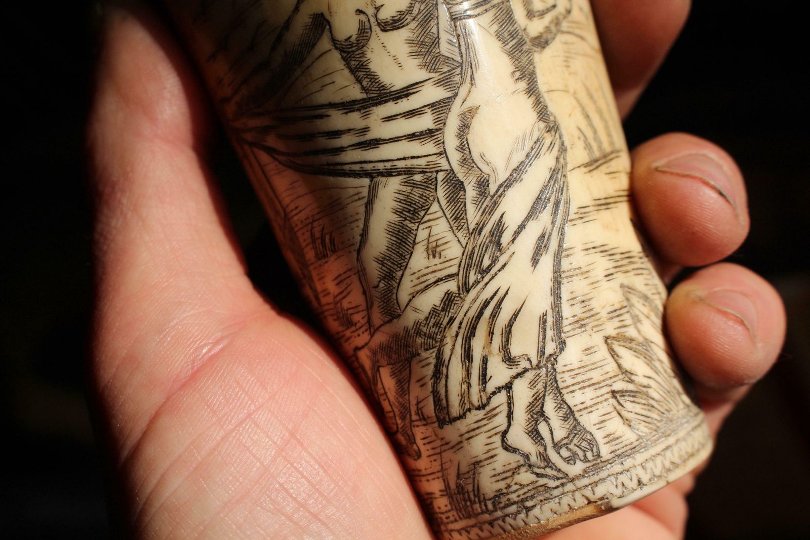 18th Century Ox Bone Carved Riding Hunting Cups Classical Figures Green Man photo vinterior