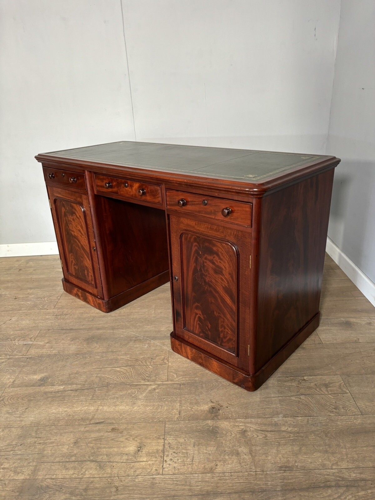 Good Victorian Mahogany Knee Hole Desk photo Furniture