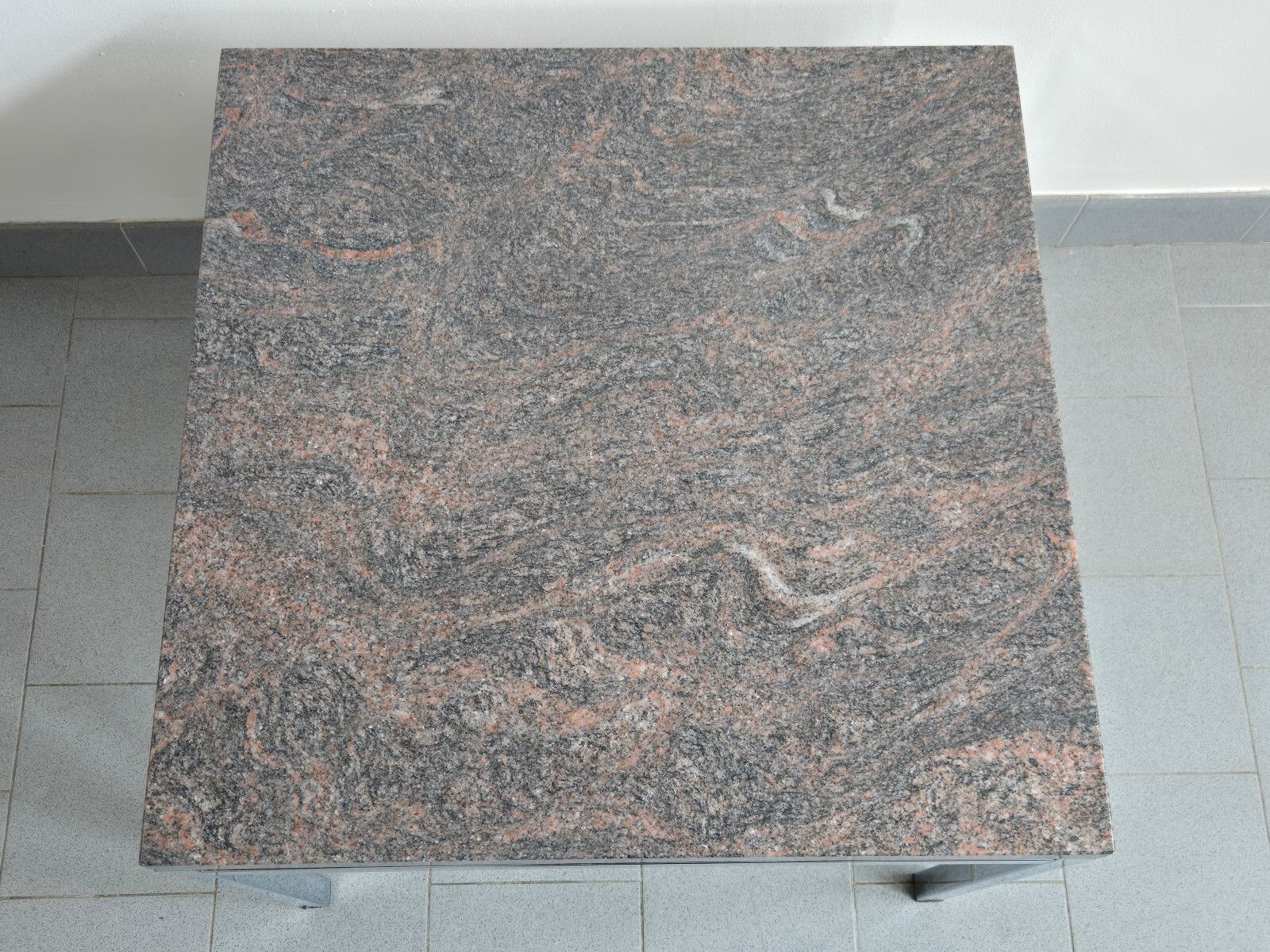 Vintage 1970s Granite Pink & Steel Chrome Side Coffee Table Dlg Florence Knoll photo 812.0