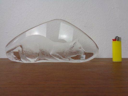 Large Crystal Glass Cat Sculpture By Mats Jonasson For Maler As, Sweden, 1980s photo for sale