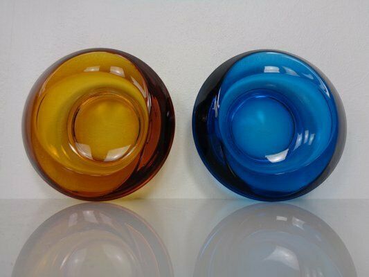 photo furniture Amber & Blue Sklo Union Glass Ashtrays By Rudolf Jurnikl, Czechoslovakia, 1960s, Set Of 2