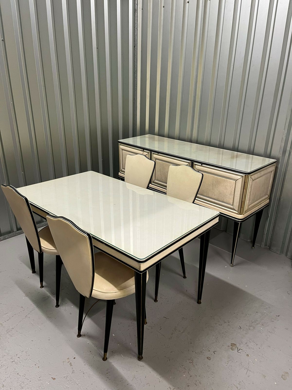Umberto Mascagni Dining Room Set photo Furniture