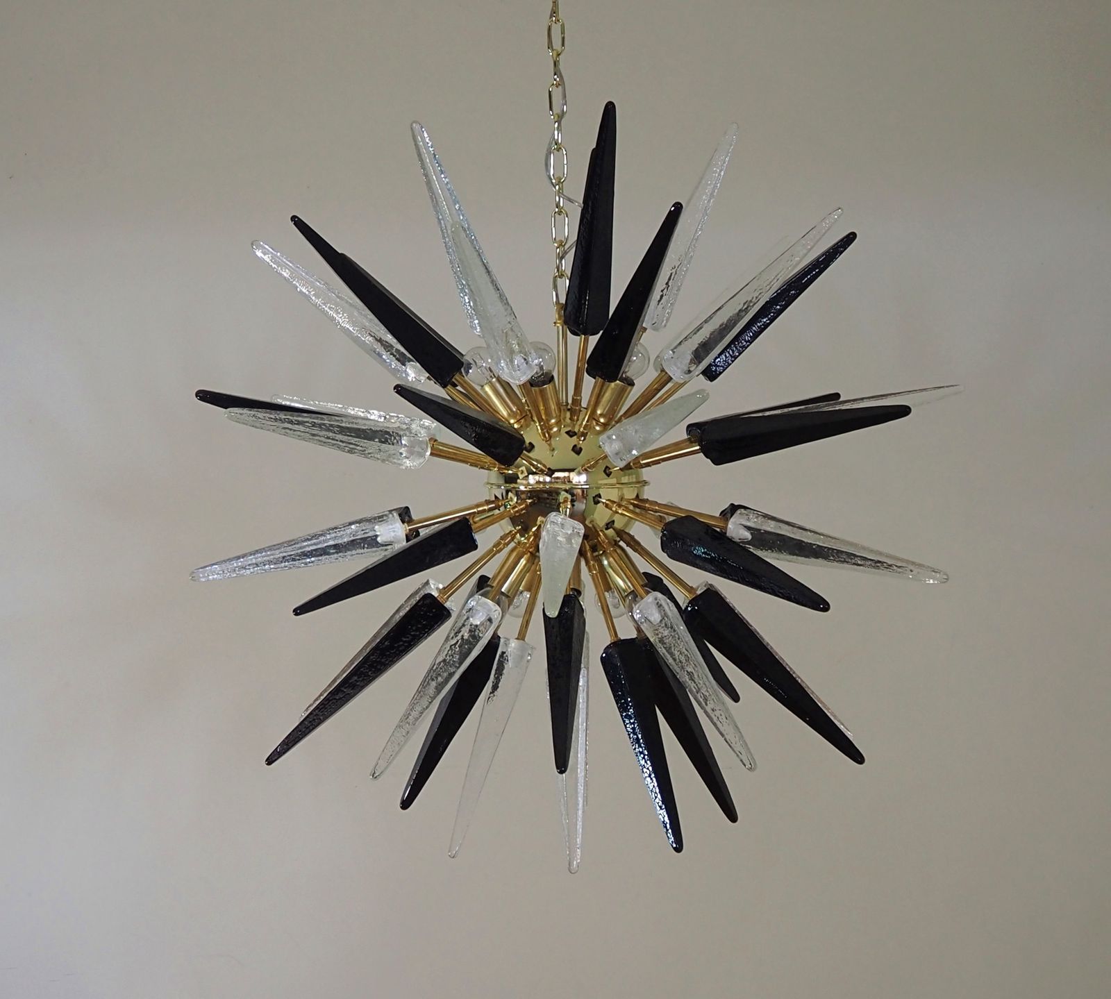 photo buy Exceptional Murano Trasparent And Black Glass Sputnik Chandelier   51 Glasses