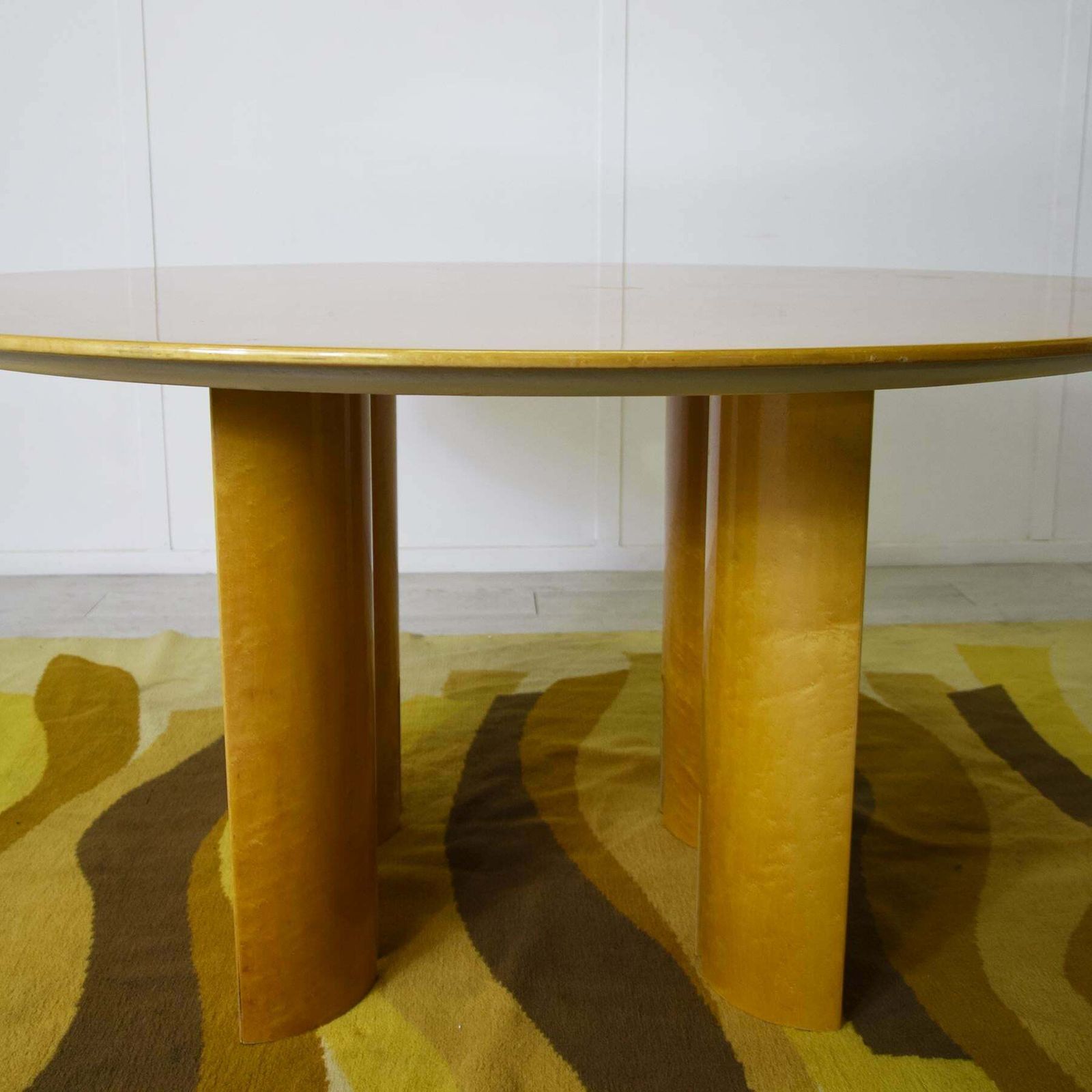 Giovanni Offredi Round Table For Saporiti Italia 1980s. photo vintage