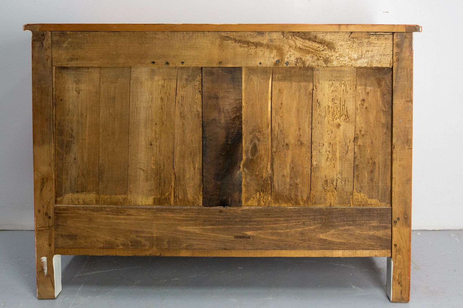 photo vintage Antique Sideboard Dresser French Louis XV Carved Walnut Buffet, 19th Century