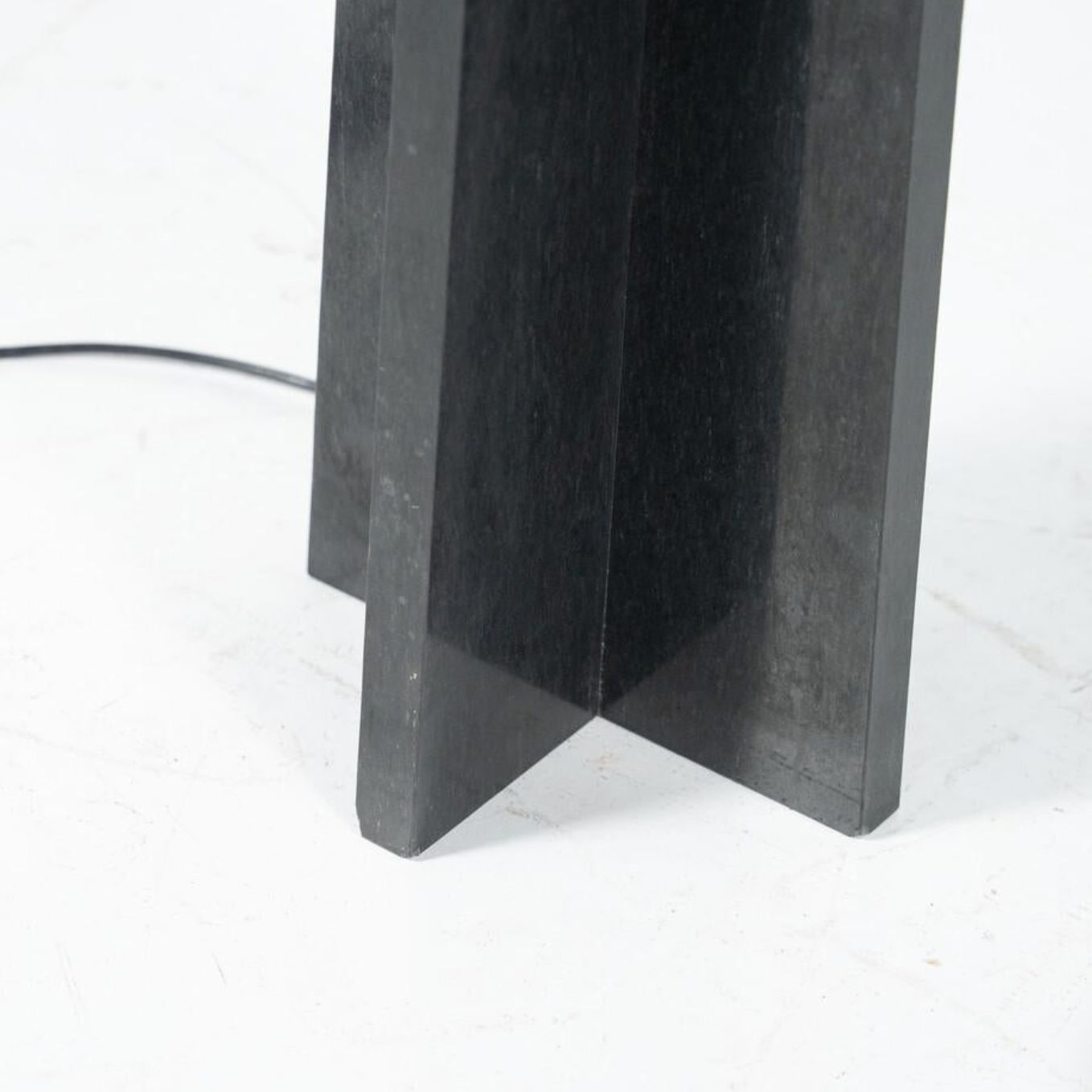 Marble Floor Lamp “Wagneriana” By Lella And Massimo Vignelli photo for sale