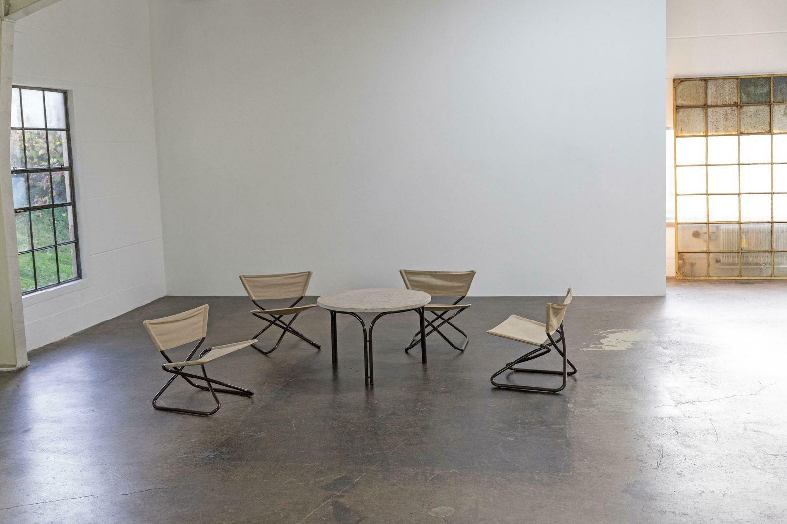 Four Z Down Folding Lounge Chairs And Table By Erik Magnussen, Torben ørskov photo for sale