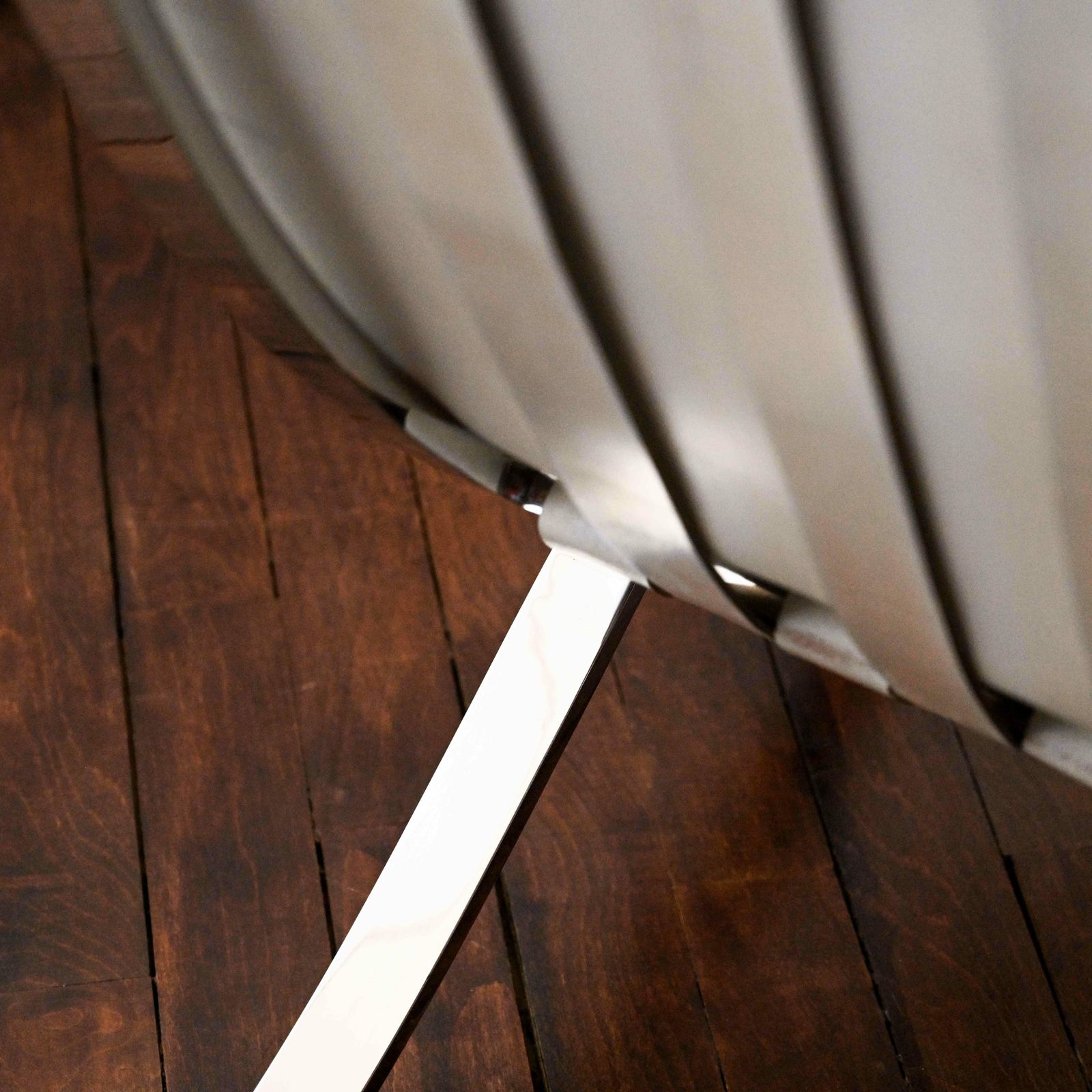 Barcelona Chair In Off White Leather Designed By Ludwig Mies Von Der Rohe photo buy