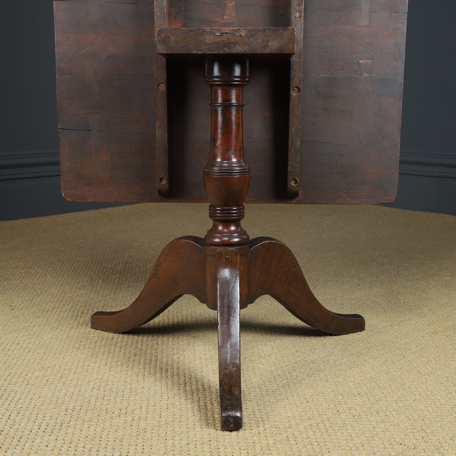 photo vinterior English Georgian Oak & Yew Wood Rectangular Top Occasional Wine Supper Tripod Table (Circa 1760)