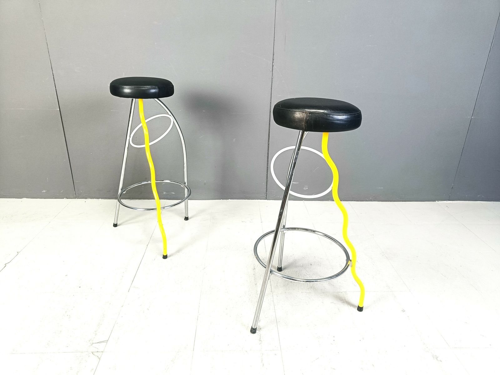 Pair Of Duplex Stools By Javier Mariscal For Bd 1980's Memphis photo for sale