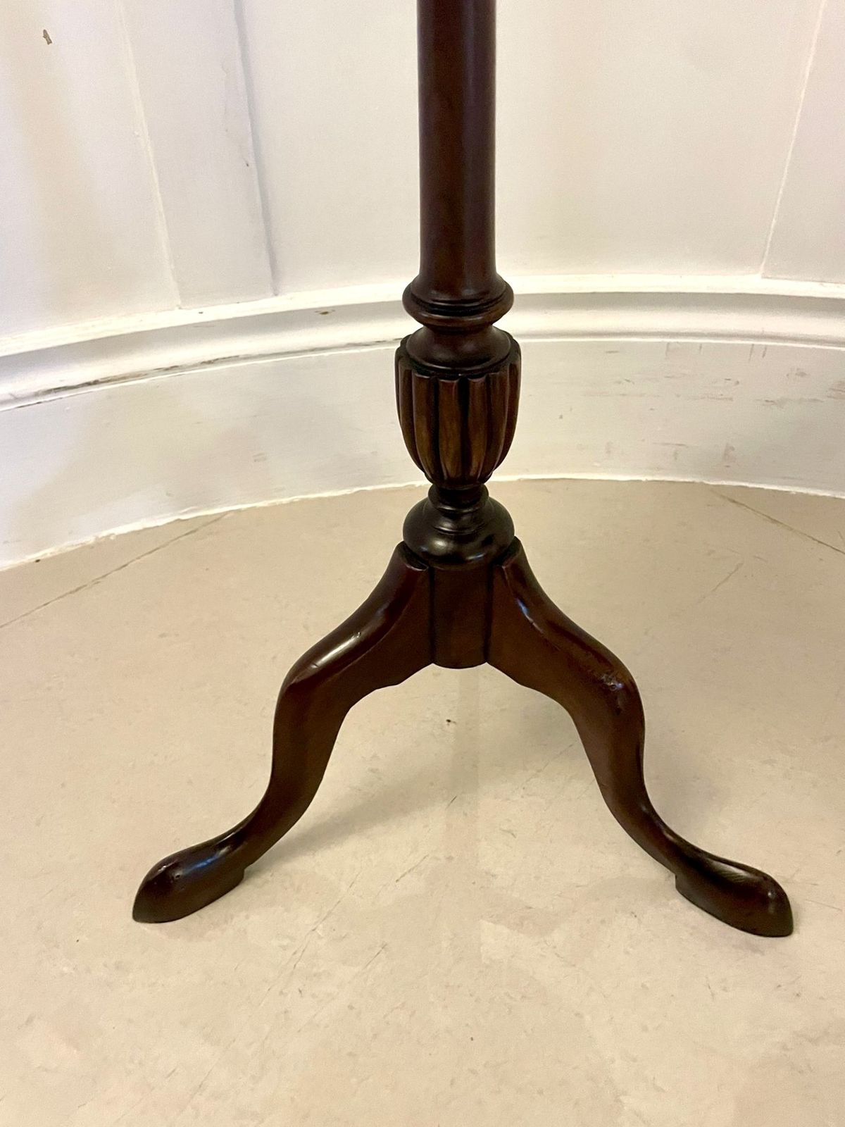 Near Pair Of Antique Early 20th Century Quality Mahogany Inlaid Side Tables photo Furniture