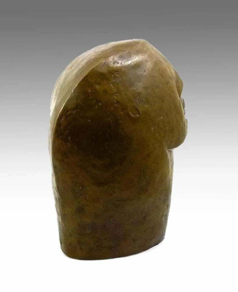 Sculpture Of A Woman's Head In Patinated Bronze After Picasso, 21st Century. photo Art
