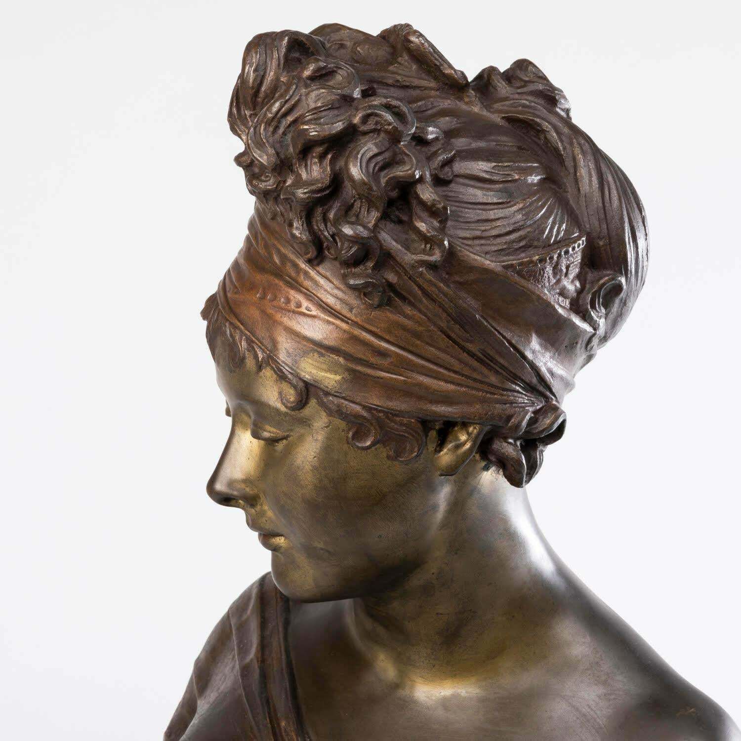 Art Sculpture Of The Bust Of Madame Récamier, Patinated Bronze, Napoleon III Period. photo