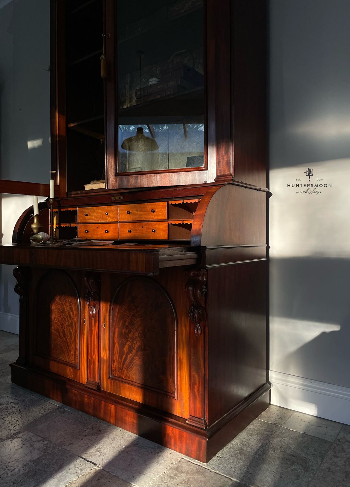 photo vinterior Victorian Mahogany Cylinder Writing Bureau With Glazed Bookcase, Circa 1880
