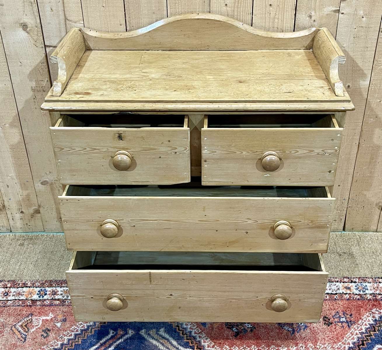 19th Century Victorian Chest Of Drawers In Fir photo vinterior