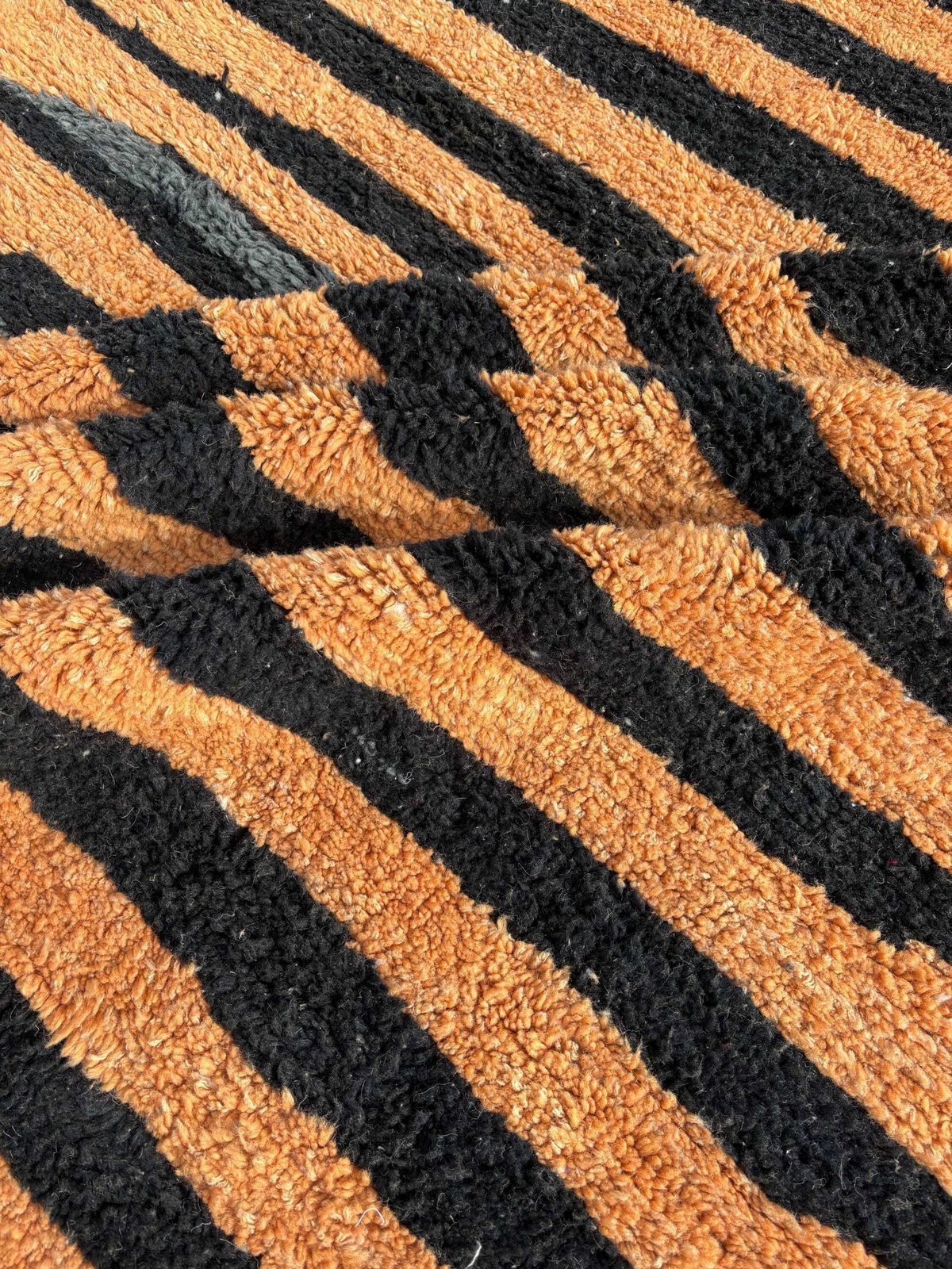 Modern Geometric Moroccan Rug, 215x250 Cm, Authentic Moroccan Carpet, Berber Rug, Handmade Moroccan Rug, Orange And Gray Berber Area Rug photo vinterior