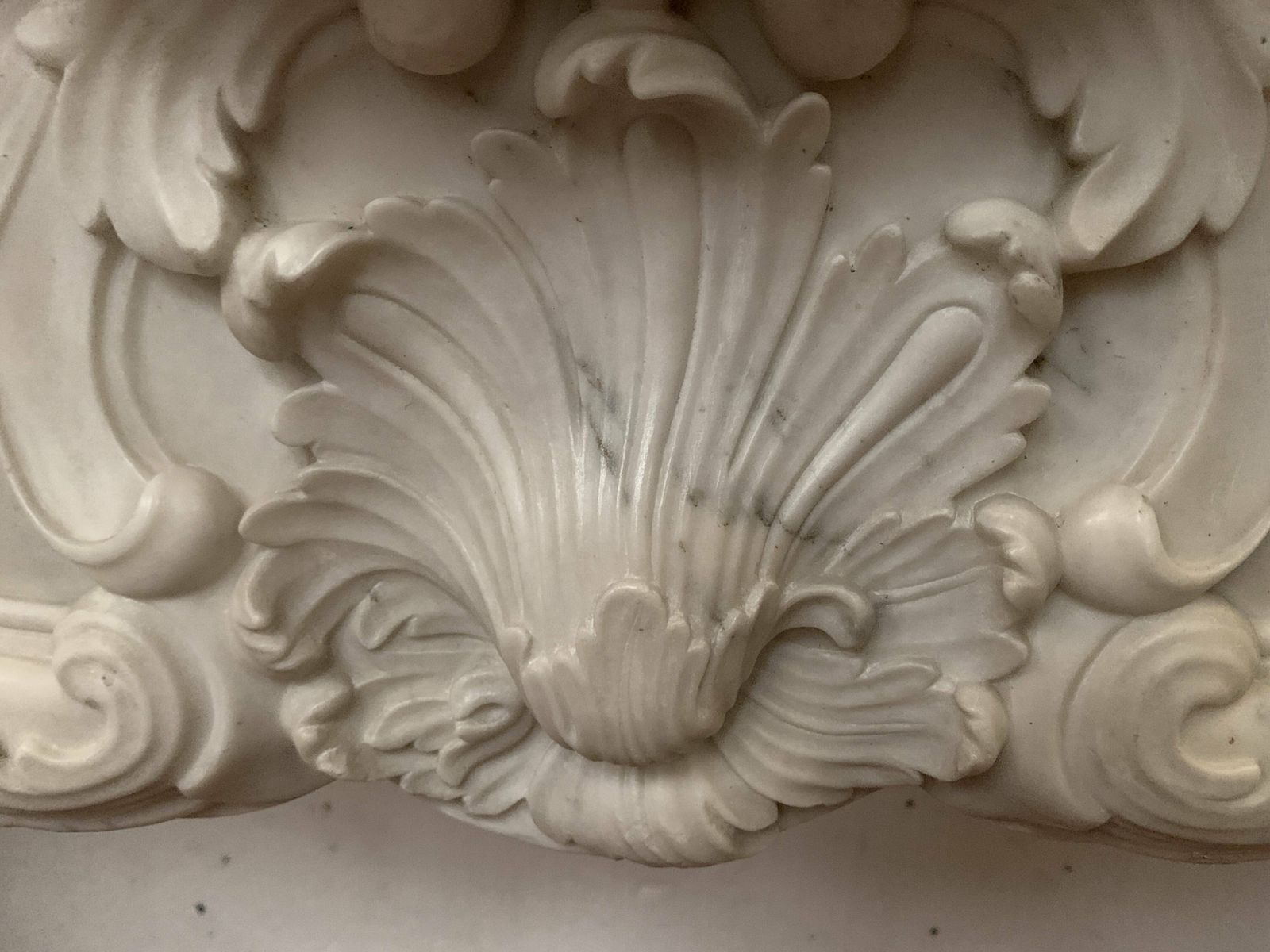 14521.5 Louis XV Style Fireplace In White Carrara Marble, 19th Century photo