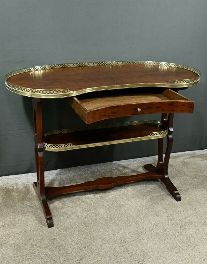 Kidney Table In Speckled Mahogany, Stamped “L'escalier De Cristal” – Late 19th Century photo Furniture