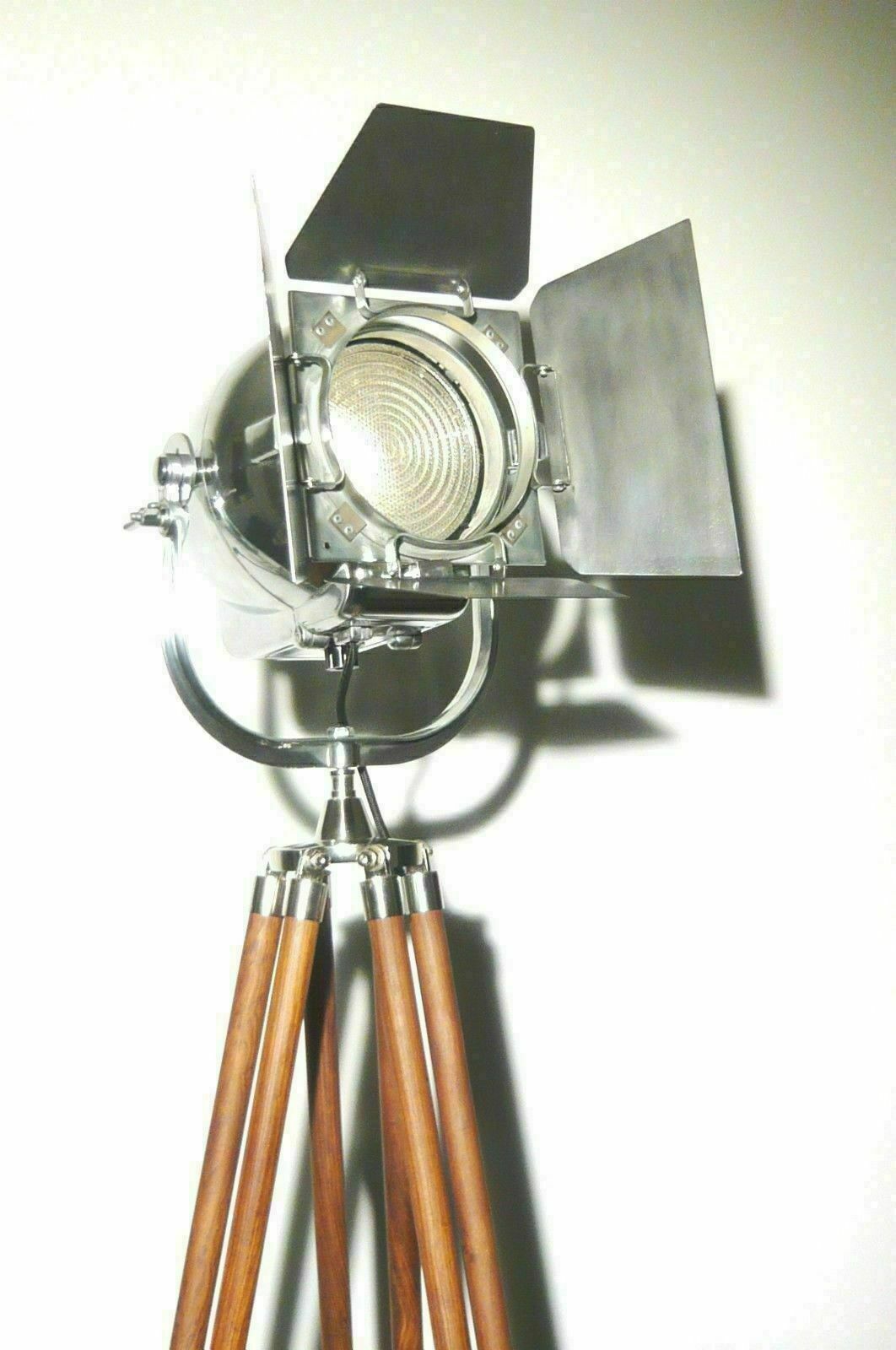 Vintage British Strand Patt 123 Industrial Theatre Spot Lamp Art Deco Film Floor Light Wood Movie Lantern Tripod 50's Cinema Mid Century Eames photo Lighting