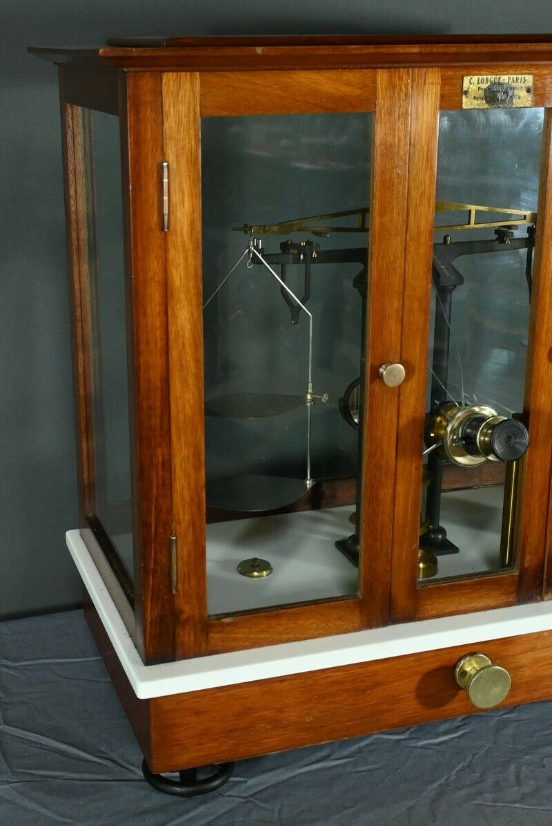 Aperiodic Precision Balance In Mahogany, A.Collot & C.Longue – 1900 photo 610.0
