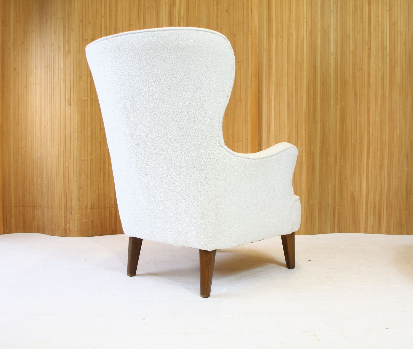 photo furniture 1950s Armchair In Bouclè By Theo Ruth For Artifort