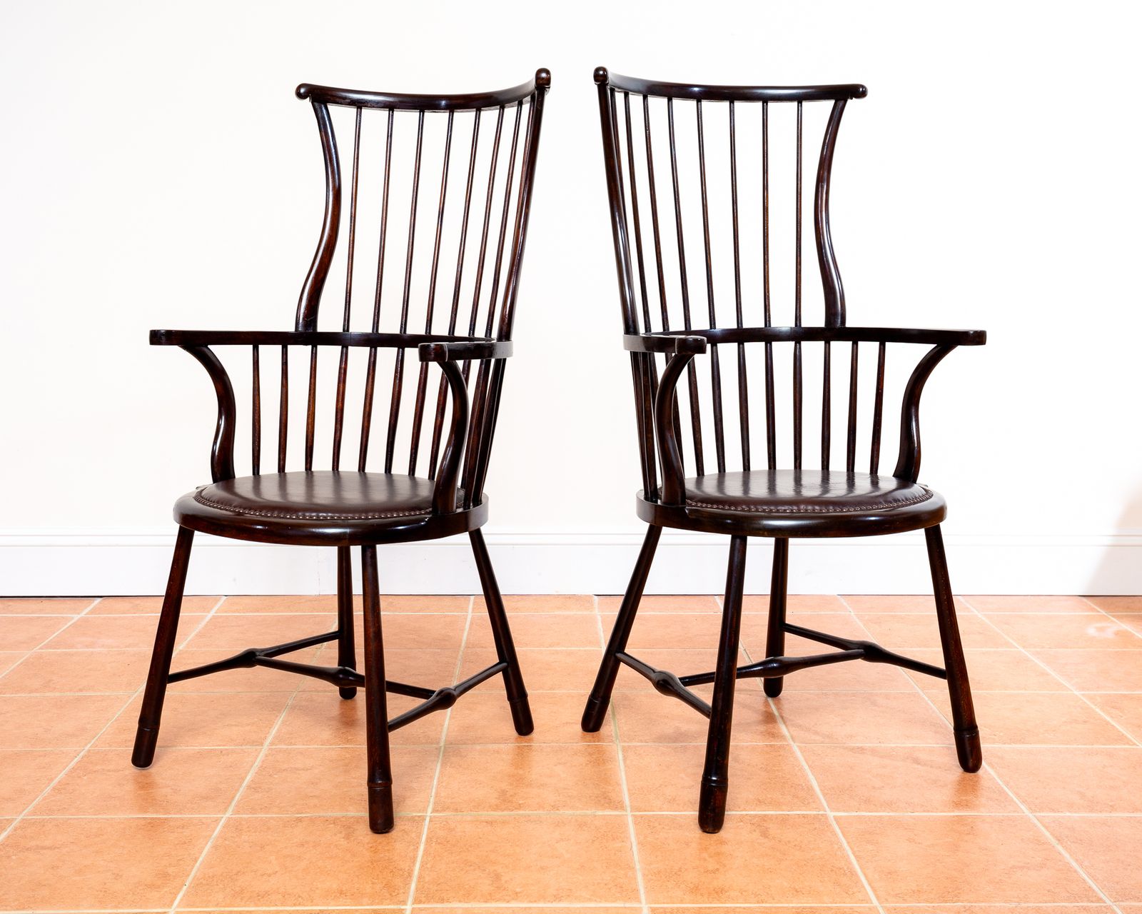 Pair Of Liberty Windsor Chairs Arts And Crafts Shawl Back Fan Back A.Ntique Art Nouveau Aesthetic Movement 1900s Leather Armchairs Country House photo Furniture