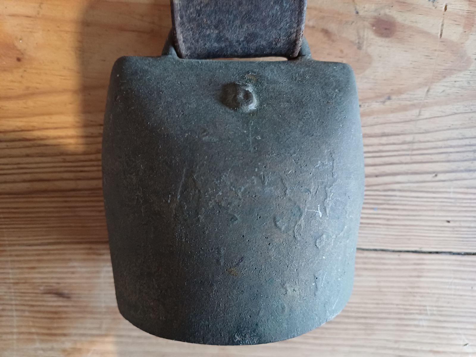1 Bell Sonnaille In Bronze From France Milk No: 5 photo for sale