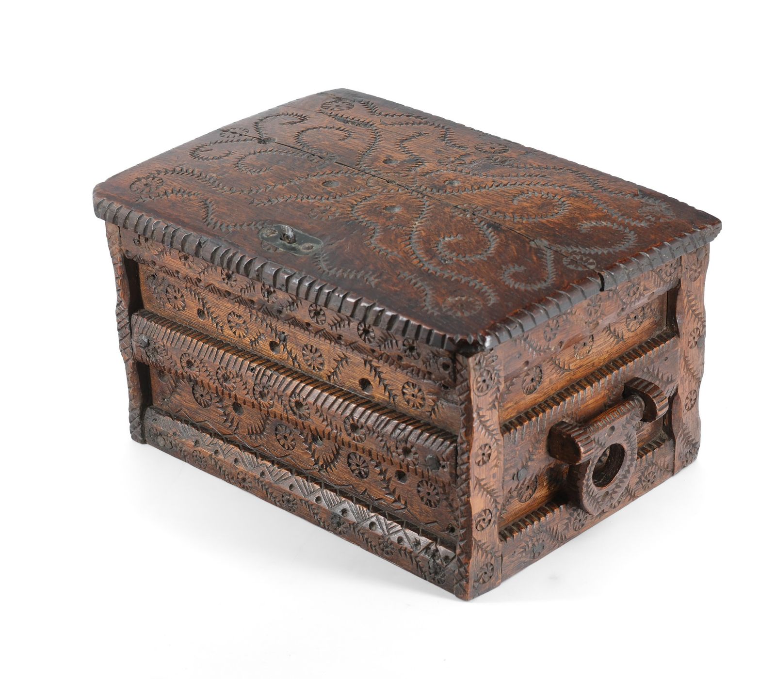 photo vinterior 19th Century Scandinavian Folk Art Carved Oak Table Top Chest